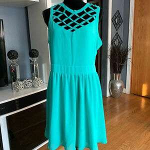 Xhilaration Sleeveless Shift Dress